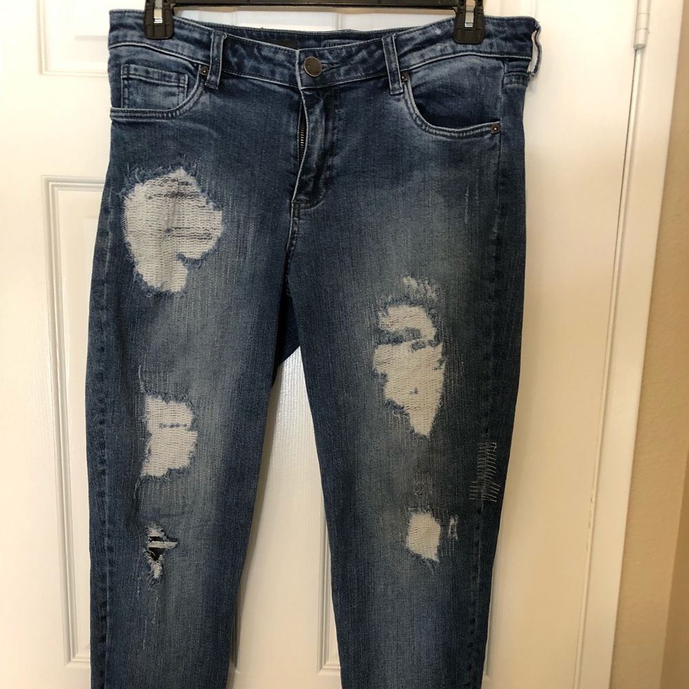 Kut from the Kloth SWEDE boyfriend jeans  size 10.